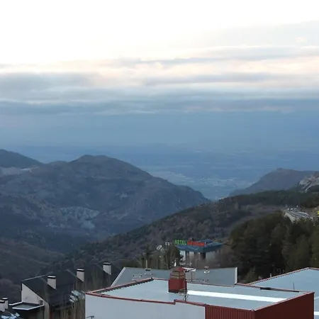 Apartment - Monte Oiz - 2/4 Pax + Parking Sierra Nevada