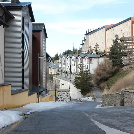 Apartment - Monte Oiz - 2/4 Pax + Parking